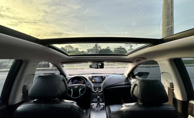 Hyundai AZERA 3.0 V6 - 2015-11