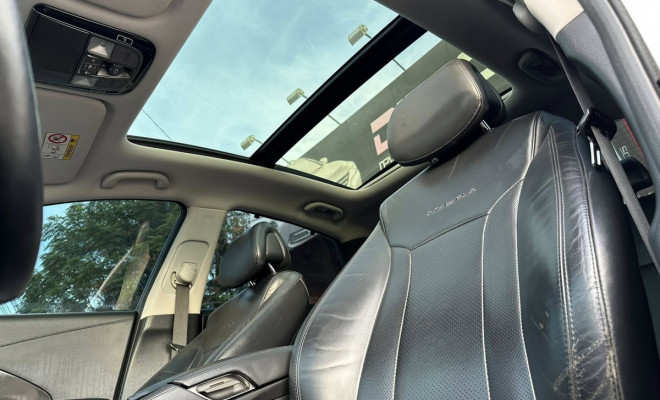 Hyundai AZERA 3.0 V6 - 2015-10