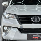 Toyota Hilux SW4 SRX 4x4 2.8 TDI 16V Dies. Aut. 2017 Diesel-5