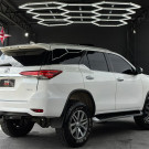 Toyota Hilux SW4 SRX 4x4 2.8 TDI 16V Dies. Aut. 2017 Diesel-2