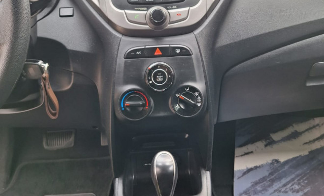 Hyundai HB20 C.Style/C.Plus 1.6 Flex 16V Aut. 2015 Flex-8