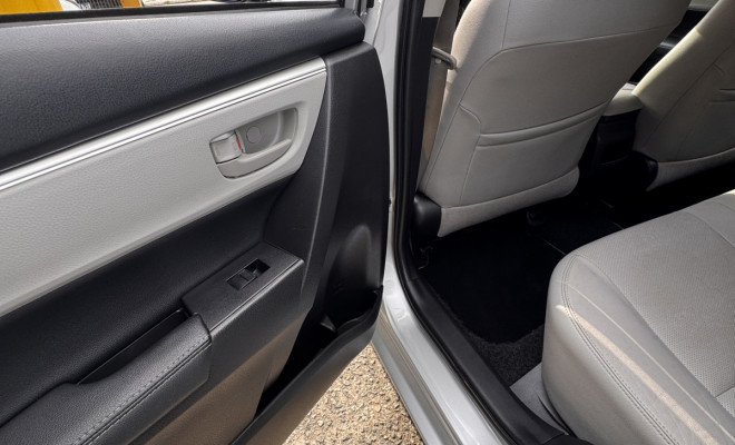 Corolla GLi Upper 1.8 16V Aut. 2018-7