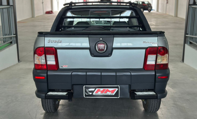 Fiat Strada Working 1.4 mpi Fire Flex 8V CD 2013 Flex-8