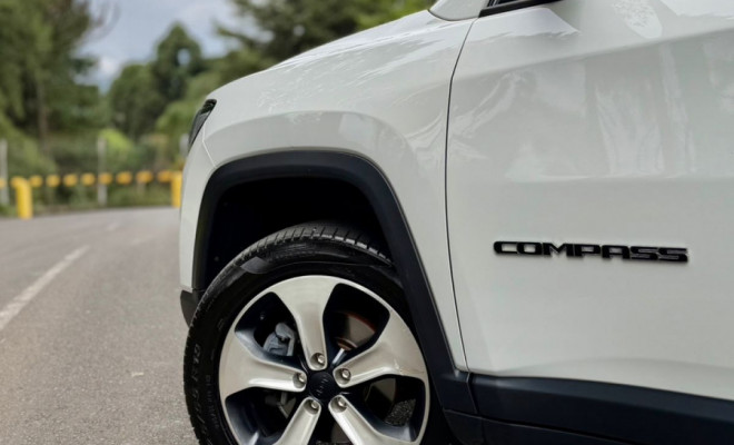 Jeep COMPASS LONGITUDE 2.0 4x4 Dies. 16V Aut. 2018 Diesel-12