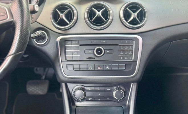 Mercedes-Benz CLA-200 Vision 1.6 TB 16V Flex Aut. 2015 Flex-8