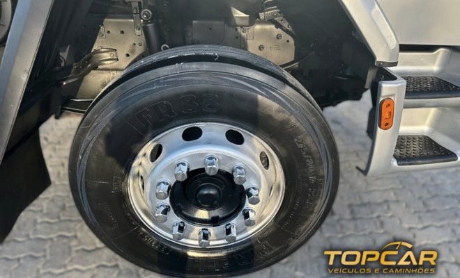 FORD CARGO 2422/ 2422 E 3-Eixos 2p (diesel) 2010 Diesel-8