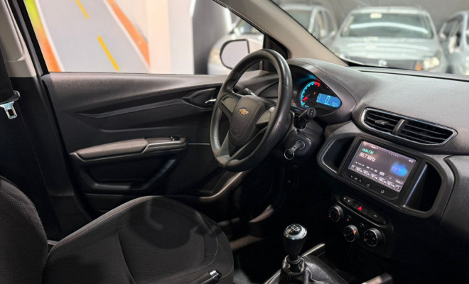 GM - Chevrolet ONIX HATCH LT 1.4 8V FlexPower 5p Mec. 2015 Flex-4