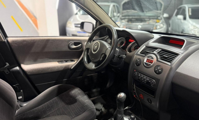 Renault Megane Grand Tour Dynam. Hi-Flex 1.6 16V 2013 Flex-4
