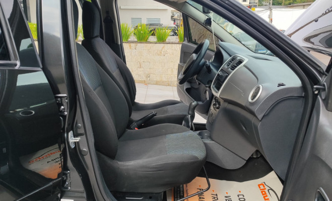 Renault SANDERO Authentique Hi-Power 1.0 16V 5p 2015 Flex-7