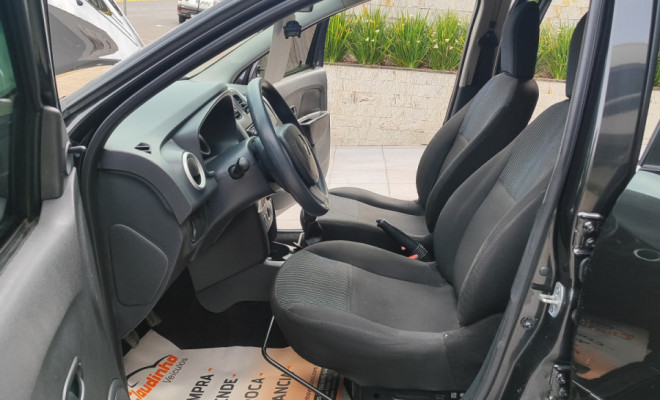 Renault SANDERO Authentique Hi-Power 1.0 16V 5p 2015 Flex-10