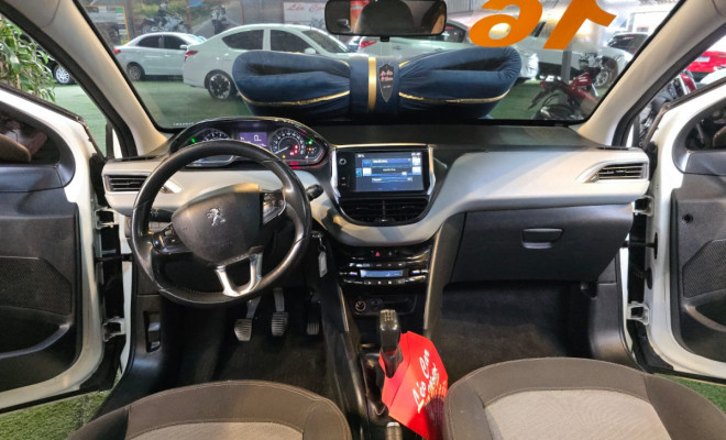 Peugeot 208 Allure 1.5 Flex 8V 5p 2016 Flex-11