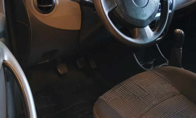 Renault SANDERO Expression Hi-Flex 1.6 8V 5p 2009 Flex-7