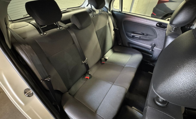 VW - VolksWagen Gol 1.0 Flex 12V 5p 2023 Flex-4