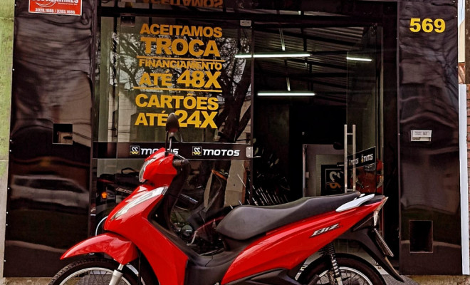 HONDA BIZ 110i ano 2023 baixa km-4