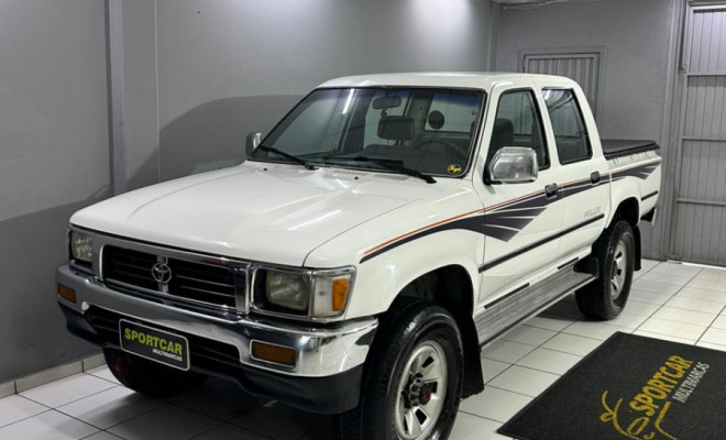 Toyota Hilux CD 4x4 2.8 Diesel Mec. 1998 Diesel-0