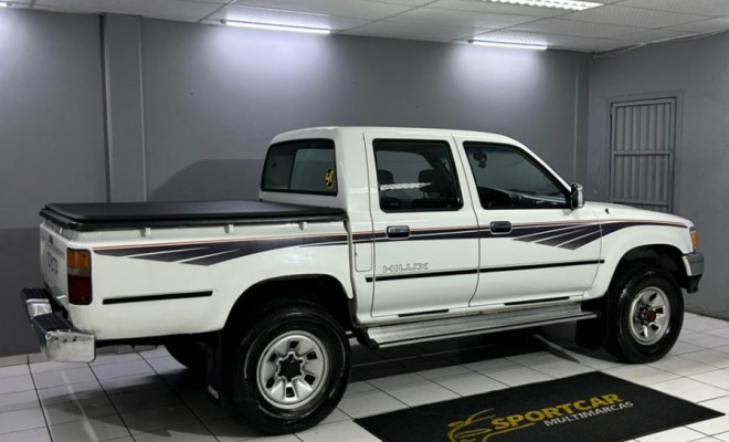 Toyota Hilux CD 4x4 2.8 Diesel Mec. 1998 Diesel-6