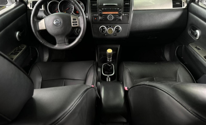 Nissan TIIDA SL 1.8/1.8 Flex 16V  Mec. 2013 Flex-16