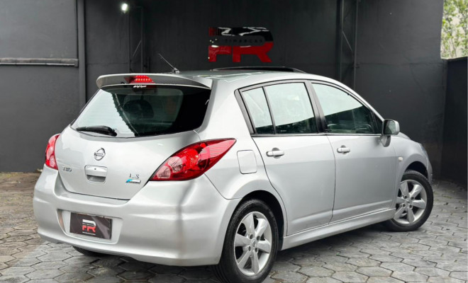 Nissan TIIDA SL 1.8/1.8 Flex 16V  Mec. 2013 Flex-8