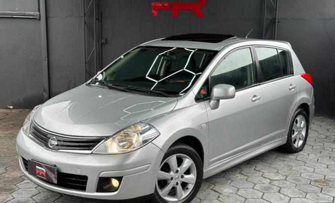 Nissan TIIDA SL 1.8/1.8 Flex 16V  Mec. 2013 Flex-1