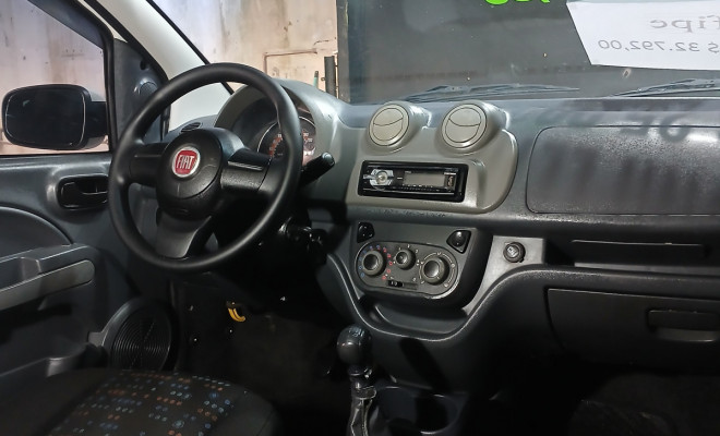 Fiat UNO VIVACE Celeb. 1.0 2015-8