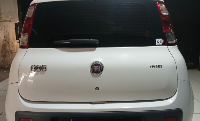 Fiat UNO VIVACE Celeb. 1.0 2015-7