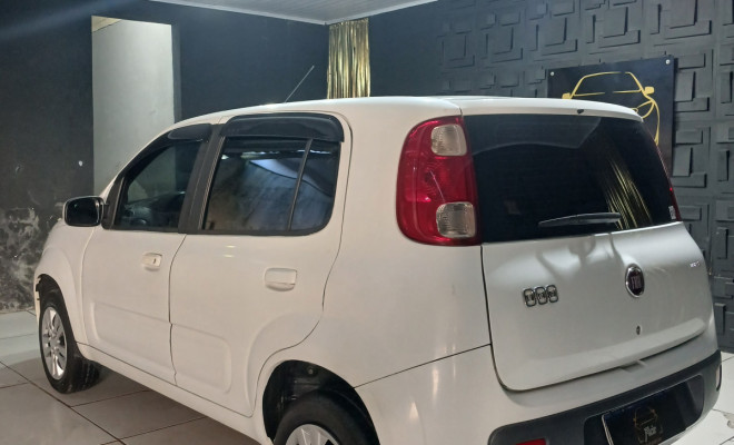 Fiat UNO VIVACE Celeb. 1.0 2015-5