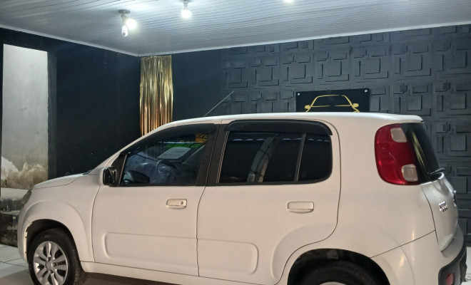 Fiat UNO VIVACE Celeb. 1.0 2015-6