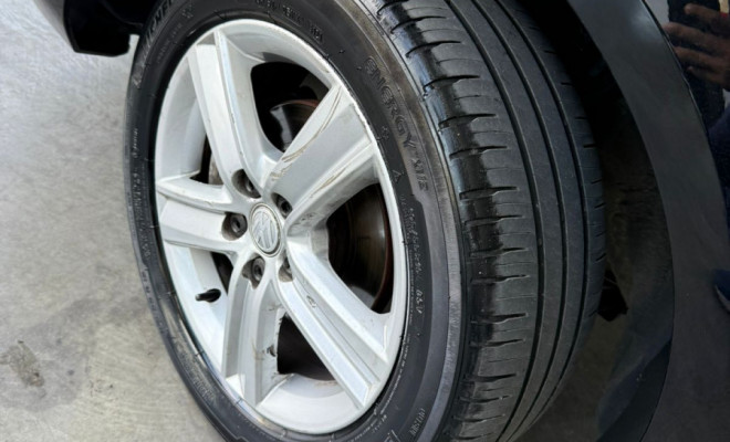 VW - VolksWagen Fox Comfortline 1.0-7