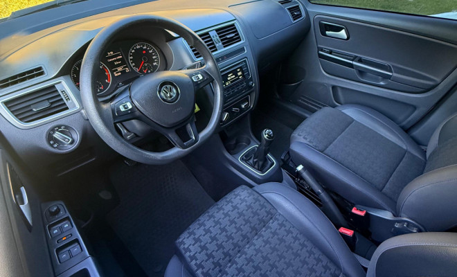 VW - VolksWagen Fox Comfortline 1.0 Flex 12V 5p 2017 Flex-5