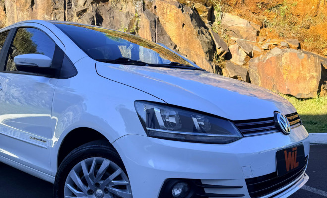VW - VolksWagen Fox Comfortline 1.0 Flex 12V 5p 2017 Flex-0