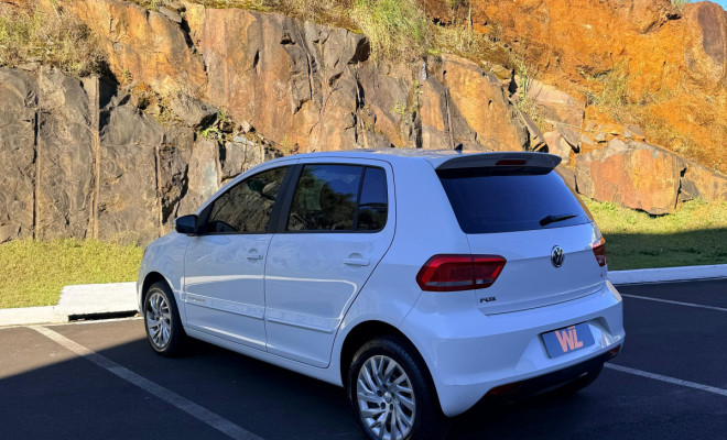 VW - VolksWagen Fox Comfortline 1.0 Flex 12V 5p 2017 Flex-3