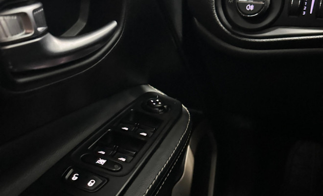 Jeep Renegade1.8 4x2 Flex 16V Aut. 2017 Flex-6