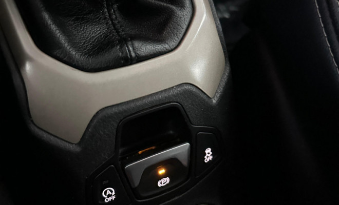 Jeep Renegade1.8 4x2 Flex 16V Aut. 2017 Flex-14