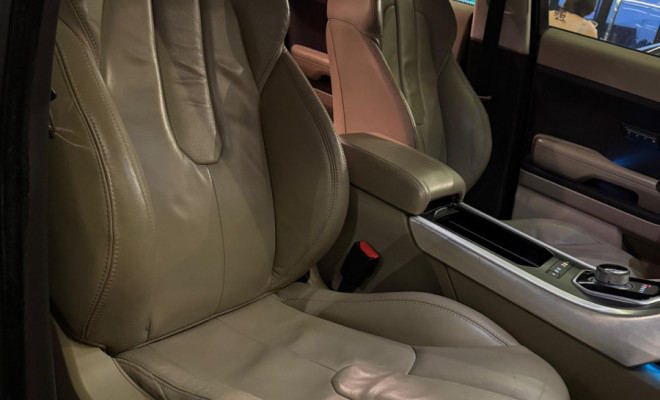 Land Rover Range R.EVOQUE Pure  2.0 Aut. 5p 2014 Gasolina-13