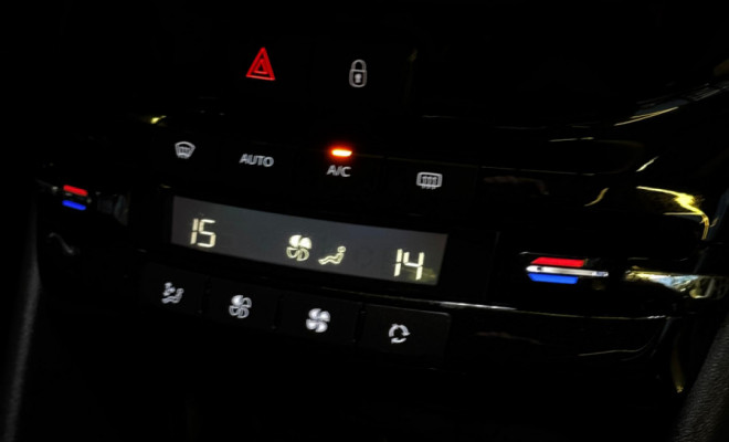 Peugeot 208 Griffe 1.6 Flex 16V 5p Aut. 2014 Flex-8