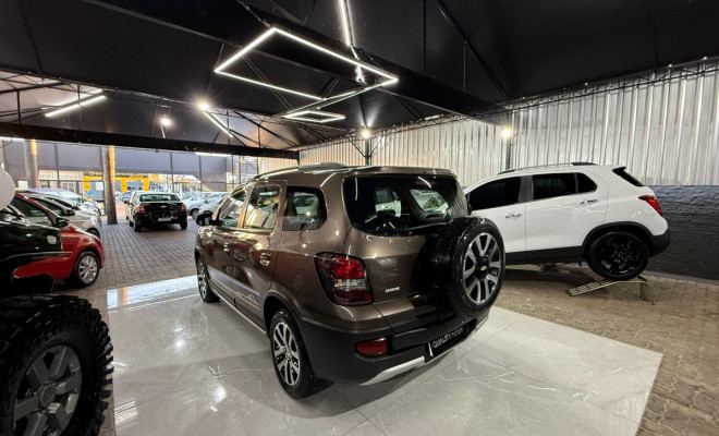 GM - Chevrolet SPIN LT 1.8 8V Econo.Flex 5p Aut. 2016 Flex-4