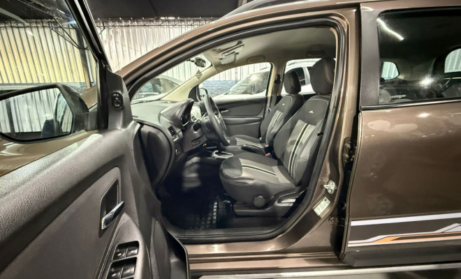 GM - Chevrolet SPIN LT 1.8 8V Econo.Flex 5p Aut. 2016 Flex-9