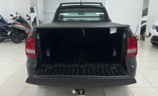 VW - VolksWagen Saveiro Trendline 1.6 T.Flex 8V 2017 Flex-4