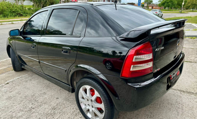 GM Astra Advantage 2.0 8V FlexPower 2010-3
