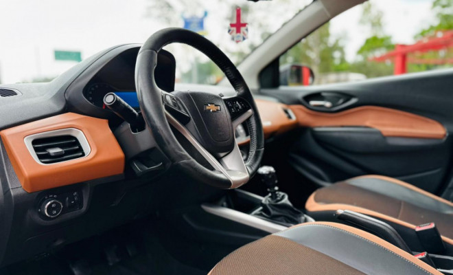 GM - Chevrolet ONIX HATCH ACTIV 1.4 8V Flex 5p Mec. 2018 Flex-5