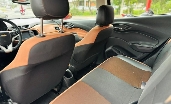 GM - Chevrolet ONIX HATCH ACTIV 1.4 8V Flex 5p Mec. 2018 Flex-4