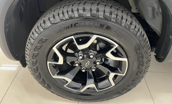 GM - Chevrolet S10 Pick-Up Z71 2.8 TDI 4x4 CD Dies. Aut 2025 Diesel-13