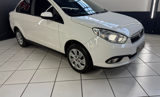 Fiat Grand Siena ATTRAC. 1.4 EVO F.Flex 8V 2016 Flex-12