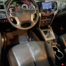 Mitsubishi L200 Triton Sport HPE-S 2.4 CD Dies. Aut 2023 Diesel-4