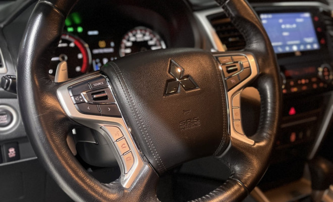 Mitsubishi L200 Triton Sport Blindada! Raridade-3