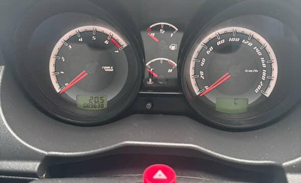 Ford Fiesta Sedan SE 1.6 8V Flex 4p 2014 Flex-6