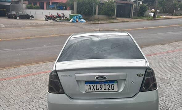 Ford Fiesta Sedan SE 1.6 8V Flex 4p 2014 Flex-4