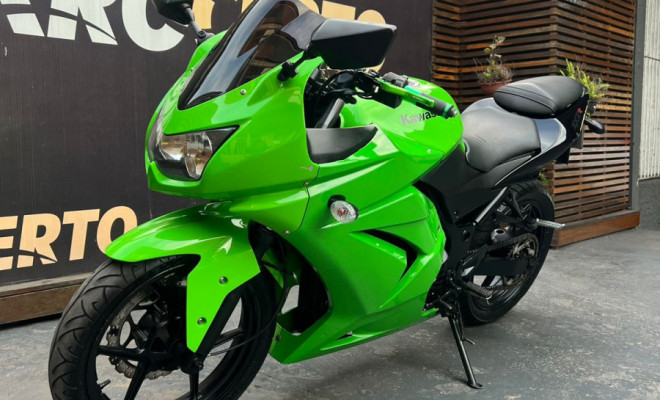 KAWASAKI NINJA 250R 2010 Gasolina   AC/TROCAS-1