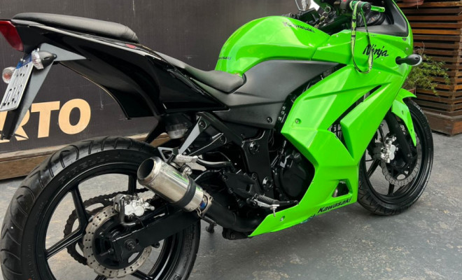 KAWASAKI NINJA 250R 2010 Gasolina   AC/TROCAS-2