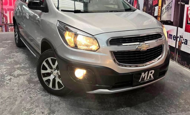 GM - Chevrolet SPIN ACTIV 1.8 8V Econo. Flex 5p Aut. 2016 Flex